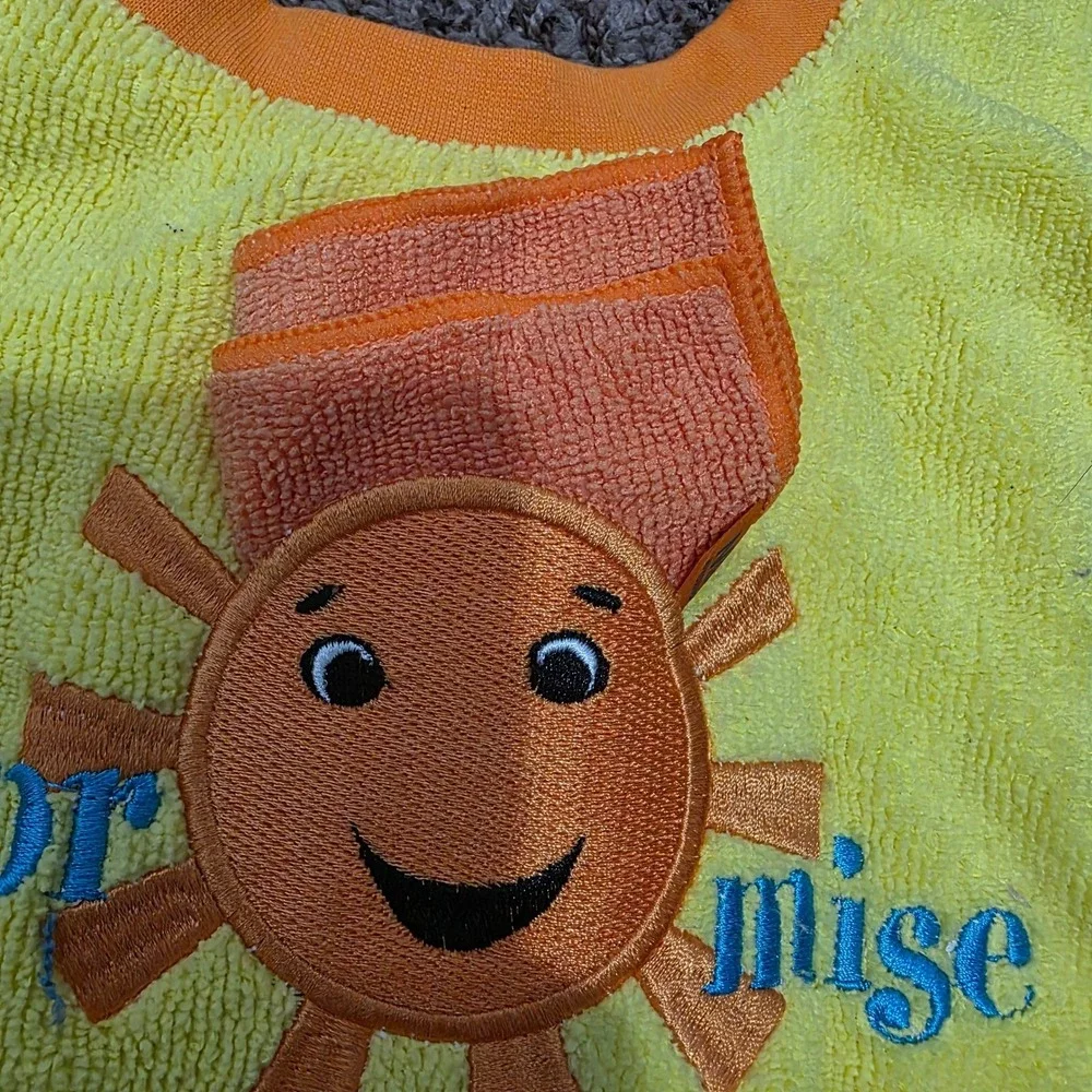 Norwex Kids Baby Bib Sun Microfiber Absorbent Feeding Towel BacLock Yellow Blue
